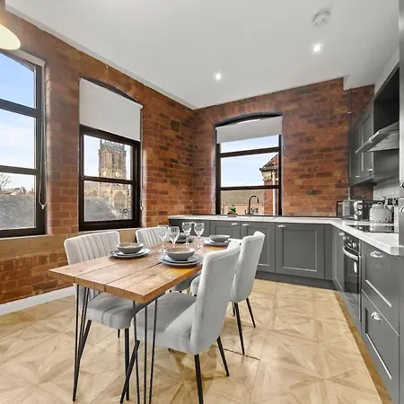 Mag-a-zine Loaded - 2bdr - Centre - Sleeps 5 Apartment Leeds (West Yorkshire)