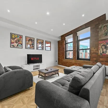Apartment Mag-a-zine Loaded - 2bdr - Centre - Sleeps 5